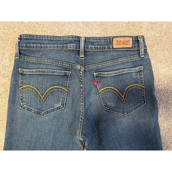 Y2K Vibe! Levi's 518™ Superlow Bootcut Stretch Jeans | Tag Size 5 M - Picture 4 of 5